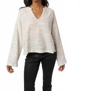 NEW PROJECT SOCIAL T emery seamed cozy notch neck top in white